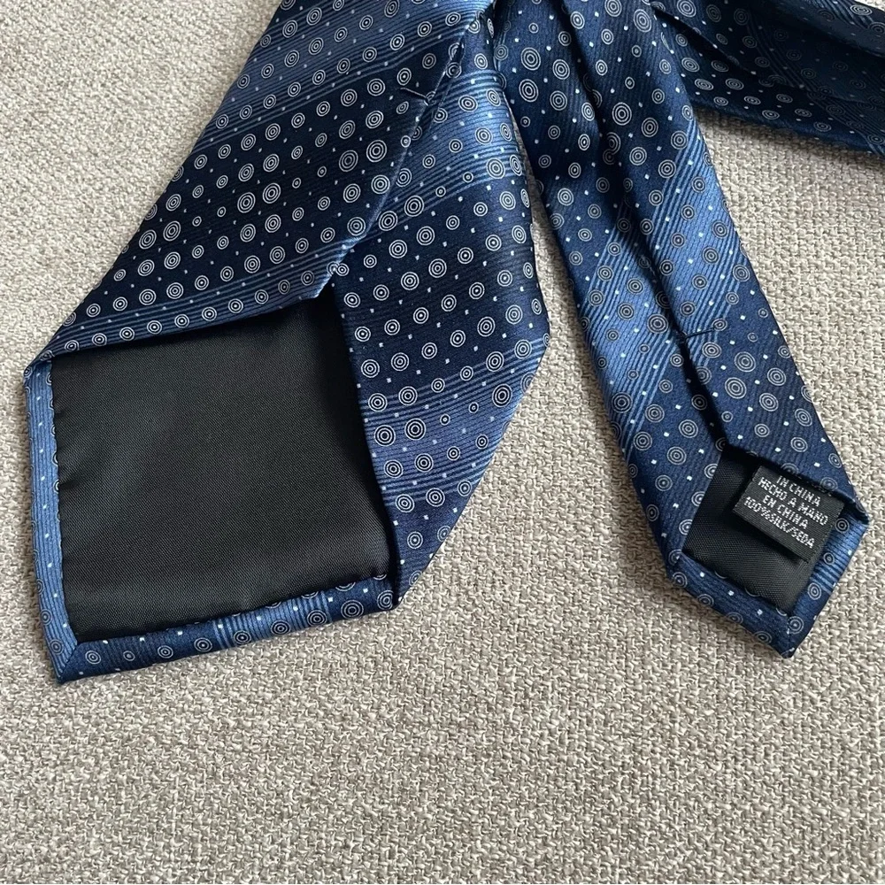 David Taylor Vintage Circle Dot Designed Silk Men’s Tie Professional Office Work
